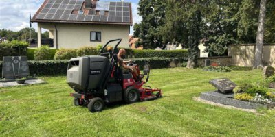 rasenmähen-friedhof